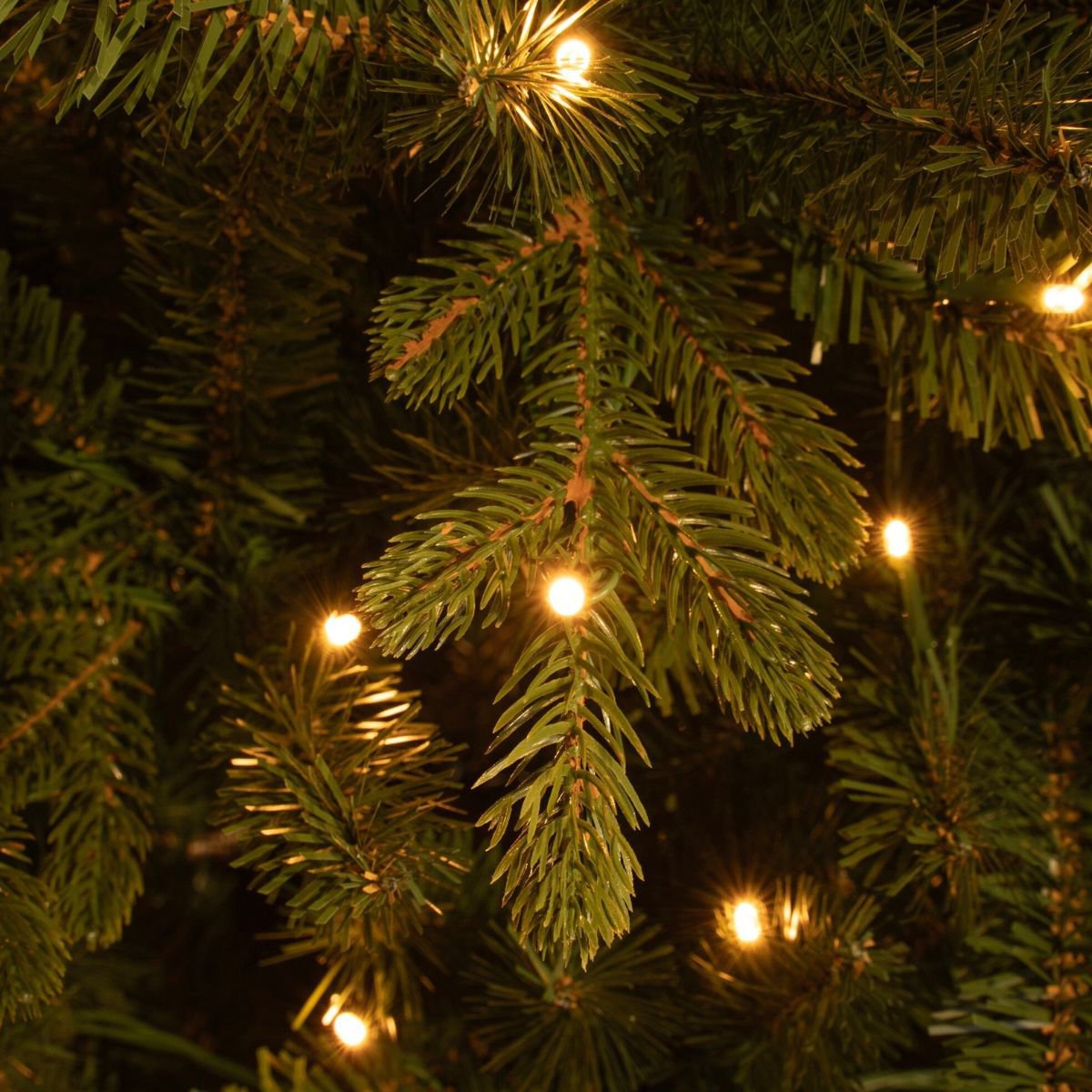 Kunstkerstboom Harma Verlicht Groen - 230 cm