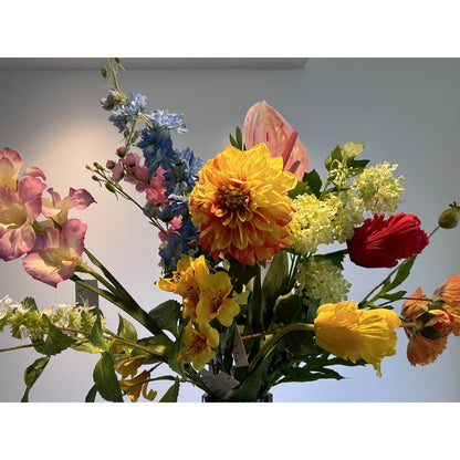 Zijden bloemen boeket met vaas multicolor