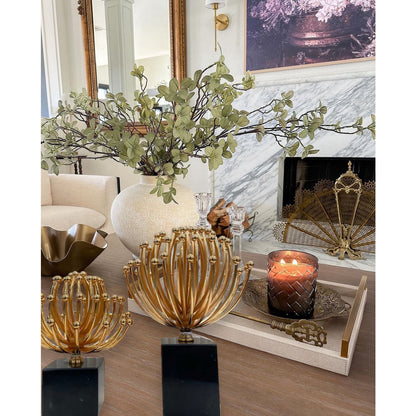 Metalen bloemdecoratie goudkleurig