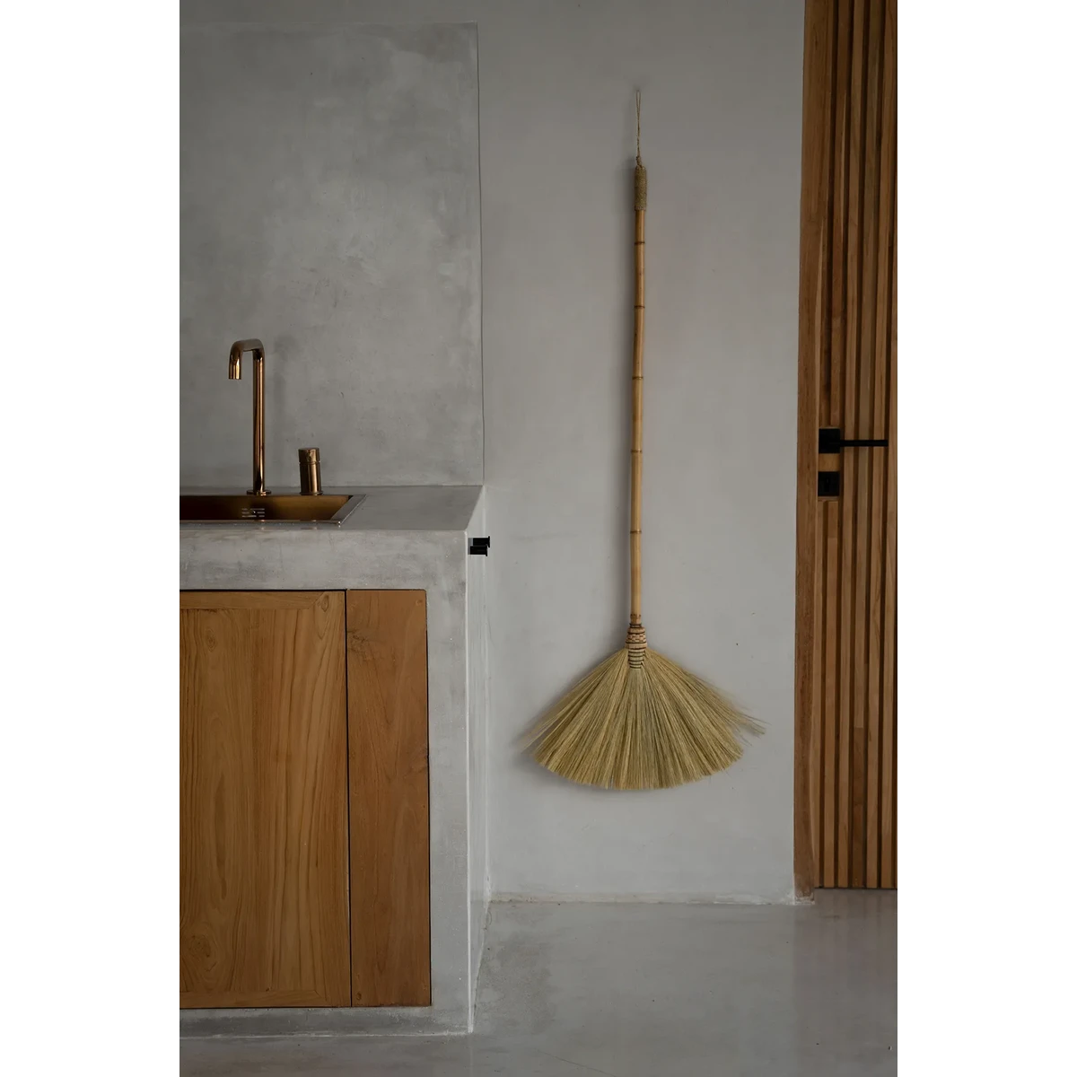 Decoratieve bezem Grote naturel 60 cm