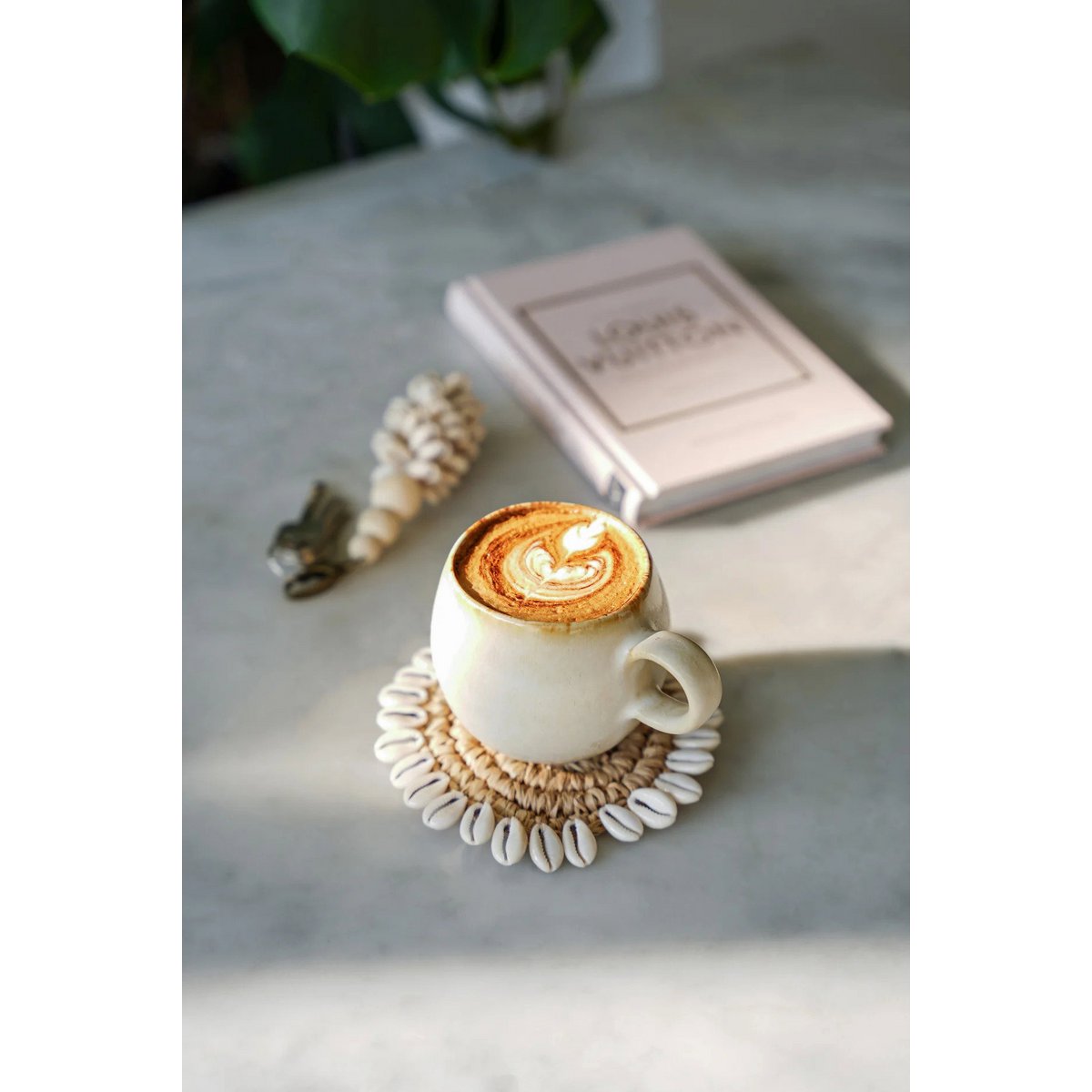 Raffia onderzetter Shell natuurlijk - OutHome