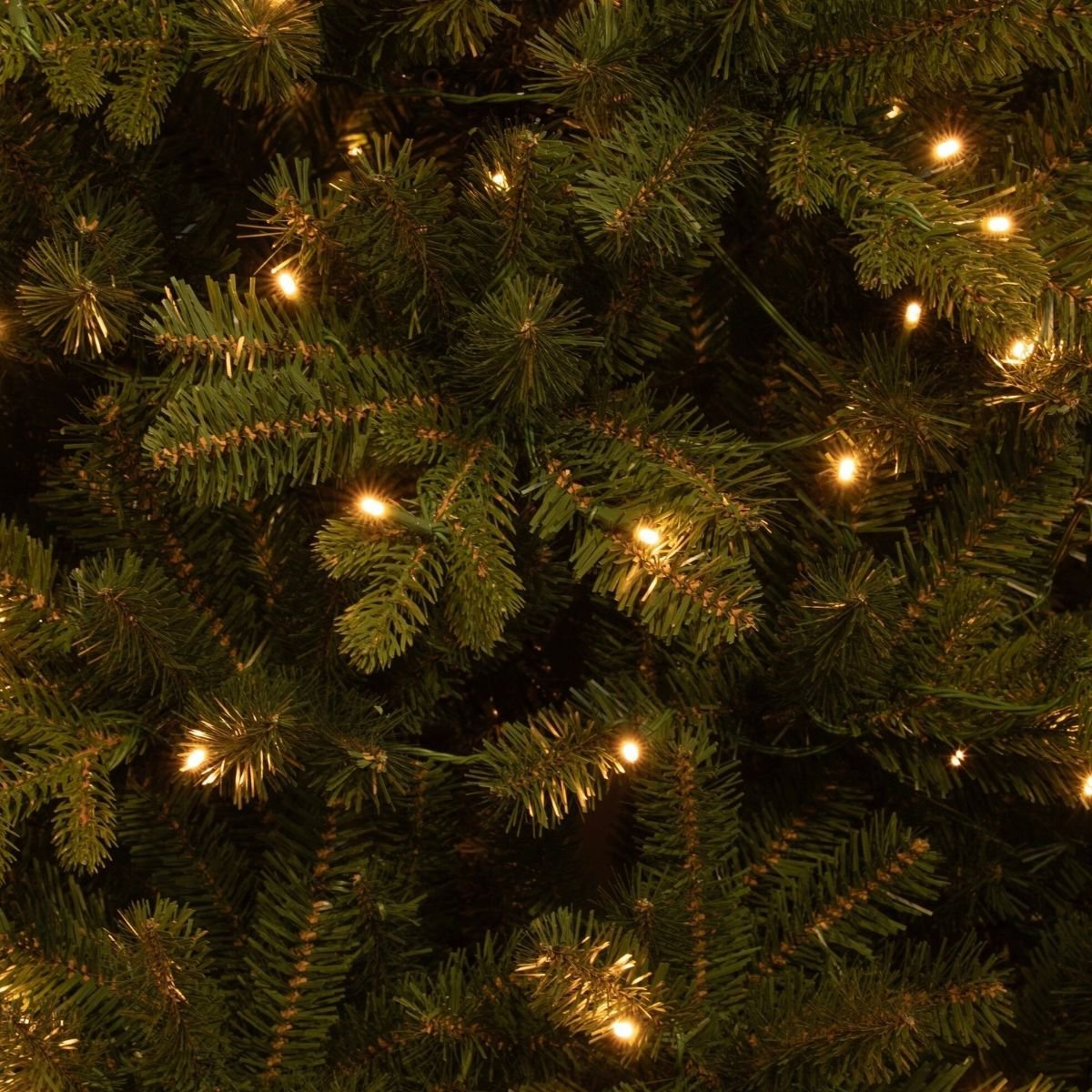 Kunstkerstboom Harma Verlicht Groen - 215 cm